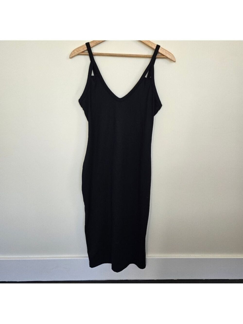 Leith Black Cutout Strap Body-Con Sleeveless Midi Dress Size Medium NWOT - Picture 6 of 7